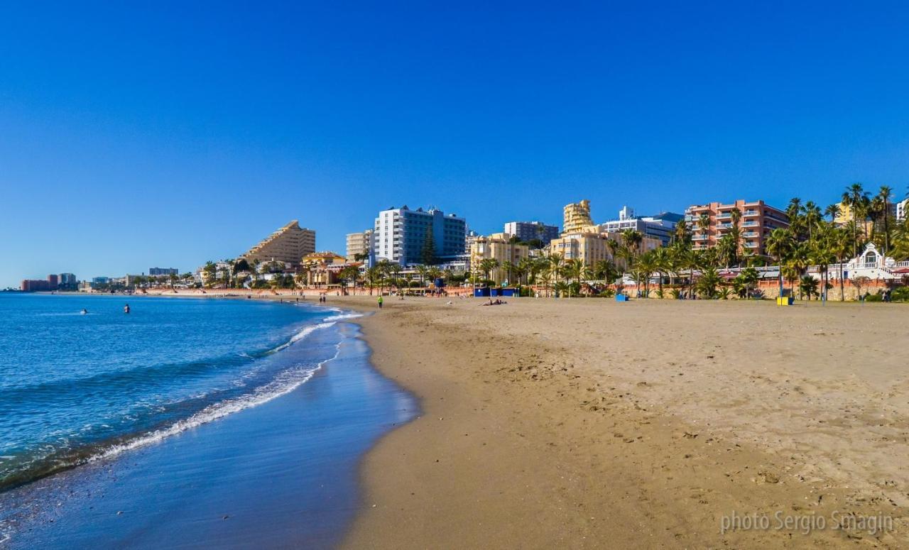 Pueblo Del Parque 3 - Terraza Soleada Con Jardin - Piscina Y Playa - Urbanizacion Tranquila Apartman Benalmádena Kültér fotó